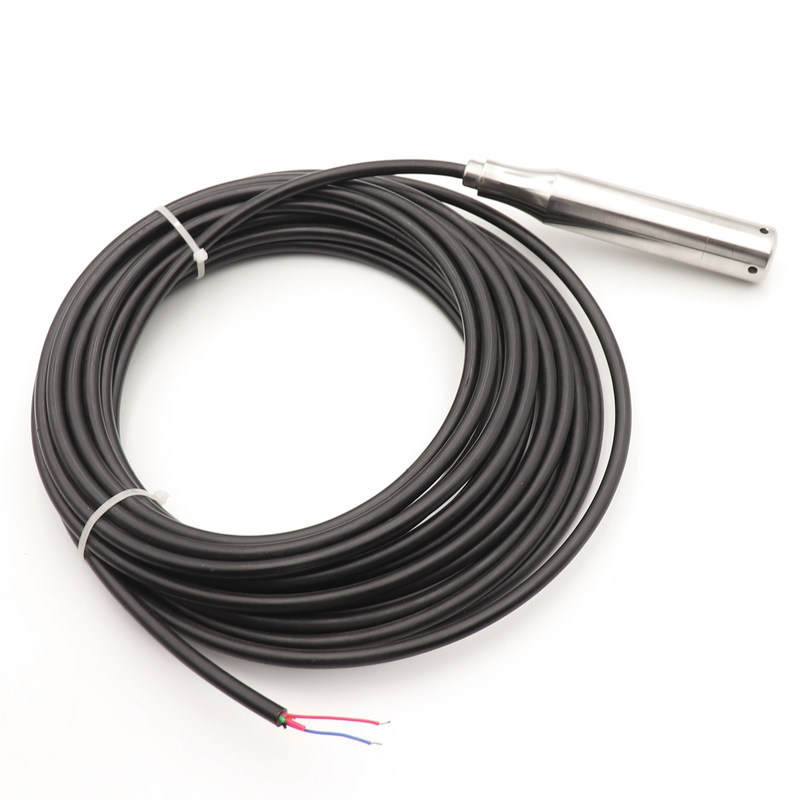 Trasmettitore di livello sommergibile con uscita personalizzabile per alimentazione 24VDC, resistenza alla corrosione